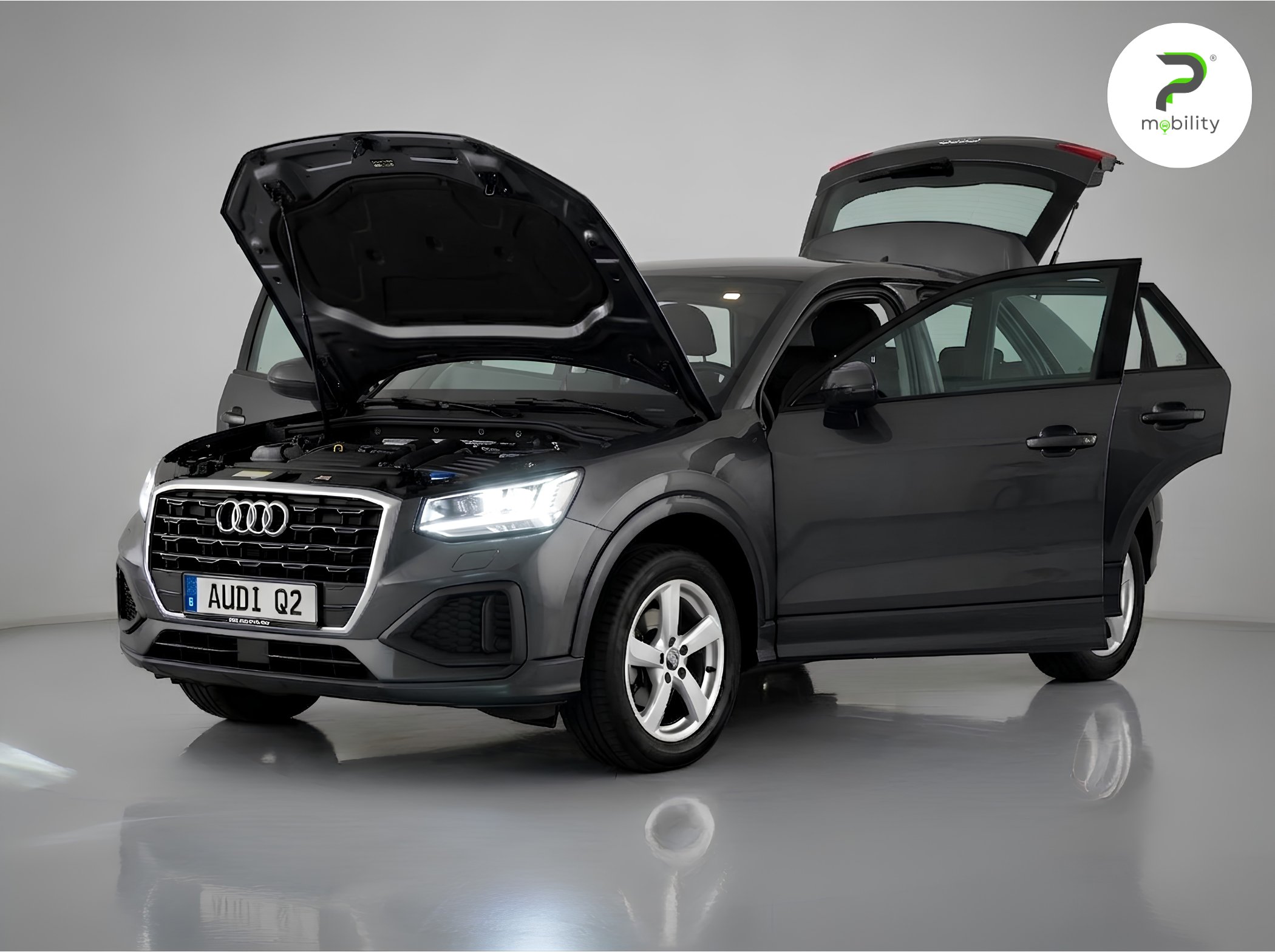 Audi Q2 con sportelli aperti